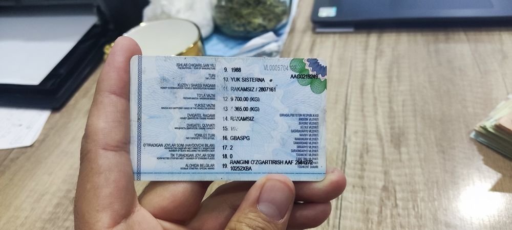 Зил маславоз сотилади.