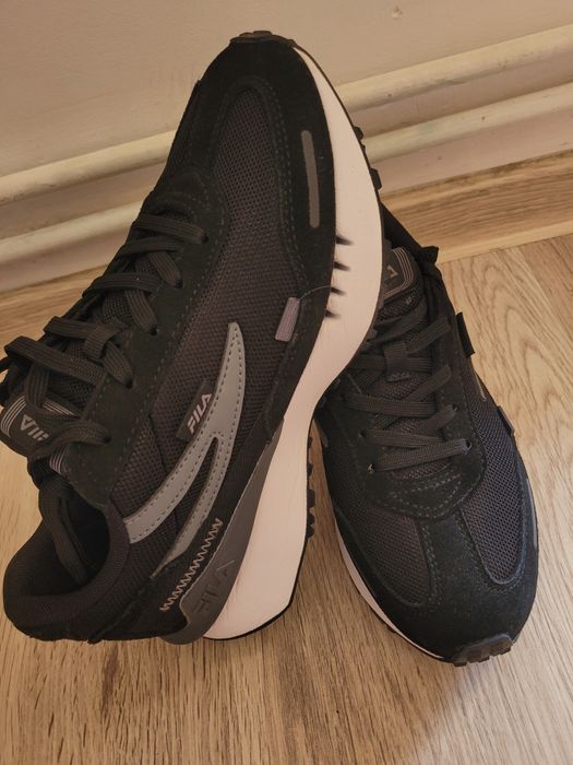 Adidasi Fila 38,5