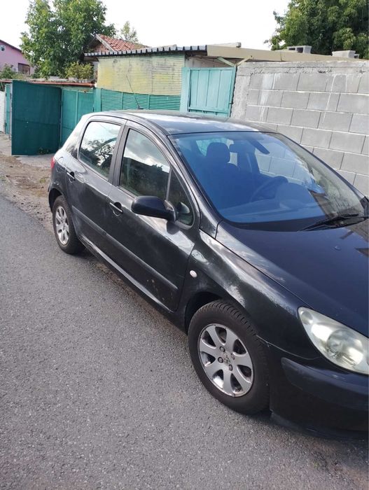 Peugeot 307 2001 година