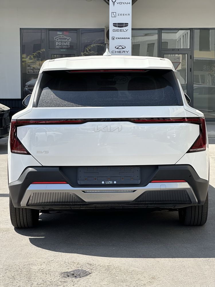 Kia EV 5 2024 yili yurgan
