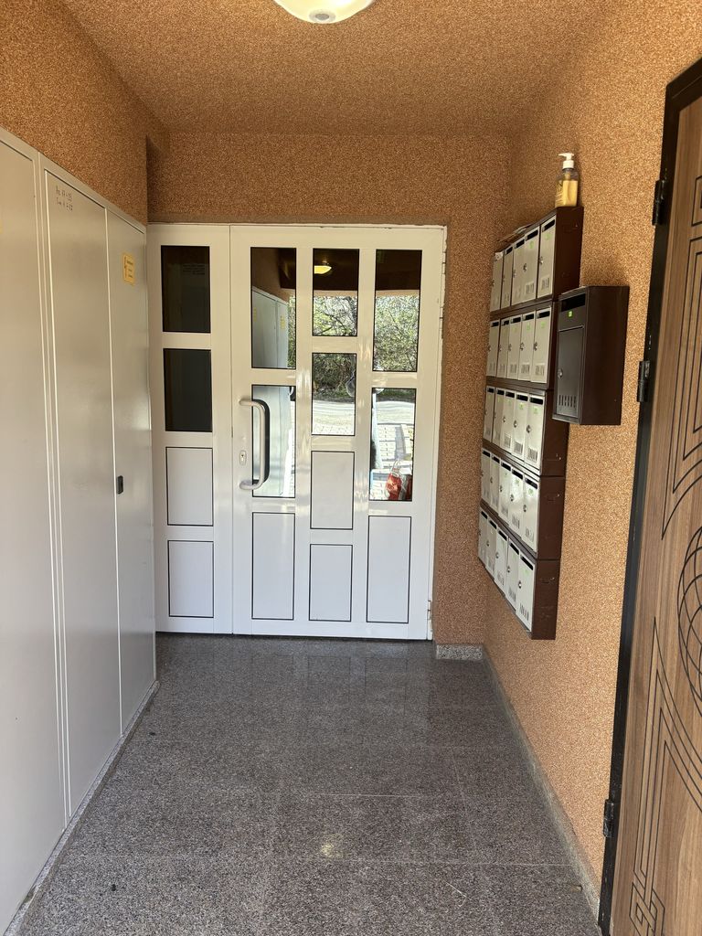Продава се Двустаен апартамент в Стара Загора, Казански - 63 кв.м за 1239 €/кв.м - Снимка #1