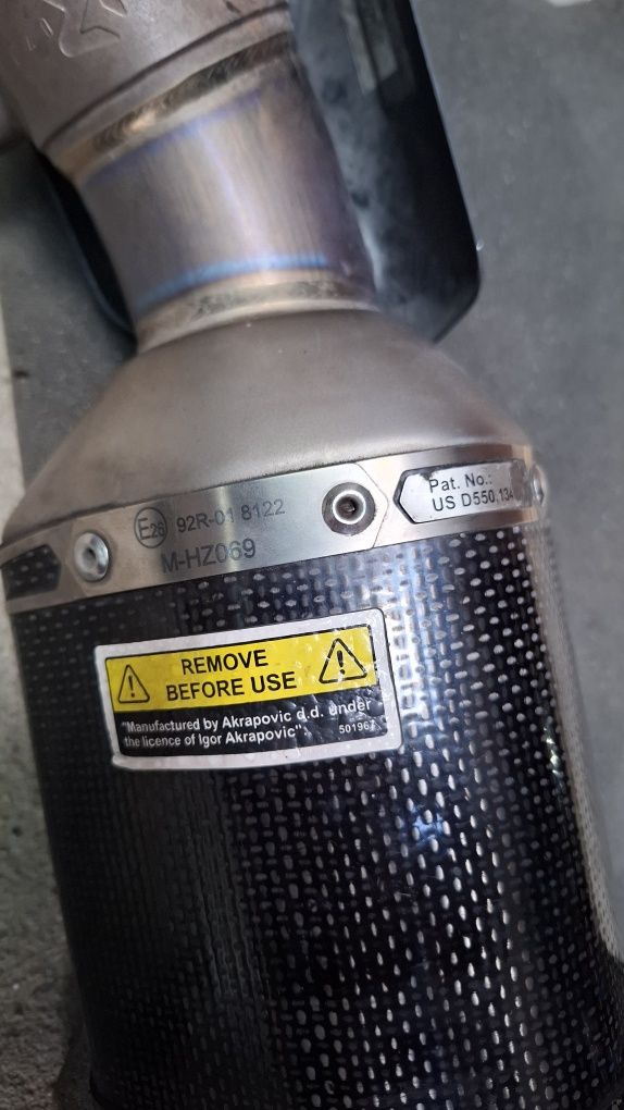 Akrapovic Slip-On Exhaust Kawasaki ZX6R / ZX636
