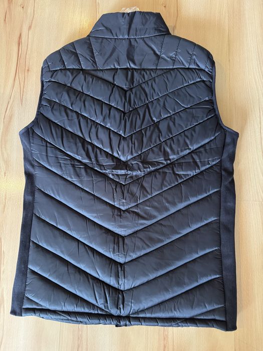 Нов черен  мъжки  елек размер L