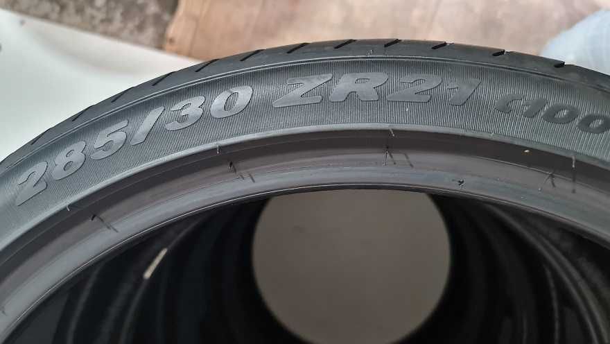 285.30.ZR21 100Y PIRELLI CP V10203 VARA