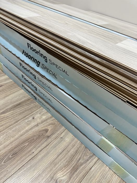 Ламинат б/у в отличном состоянии