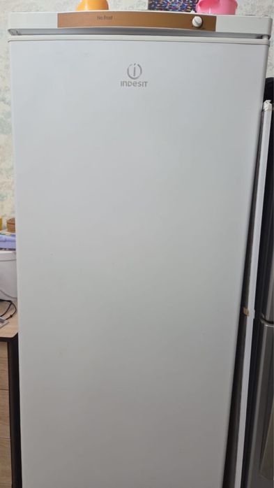 Морозильник Indesit
