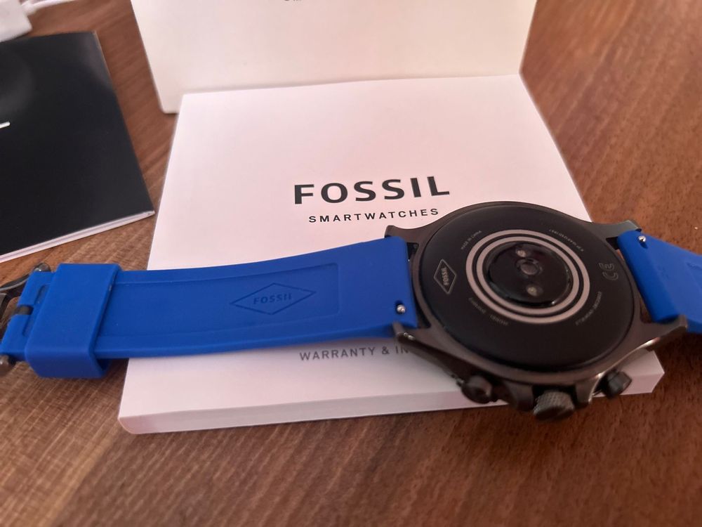 Ceas Fossil smartwatch