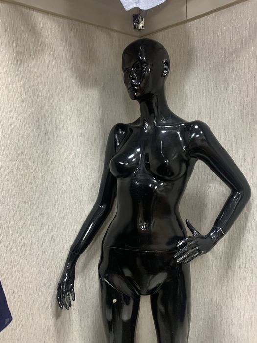 Продаётся маникен турецкий