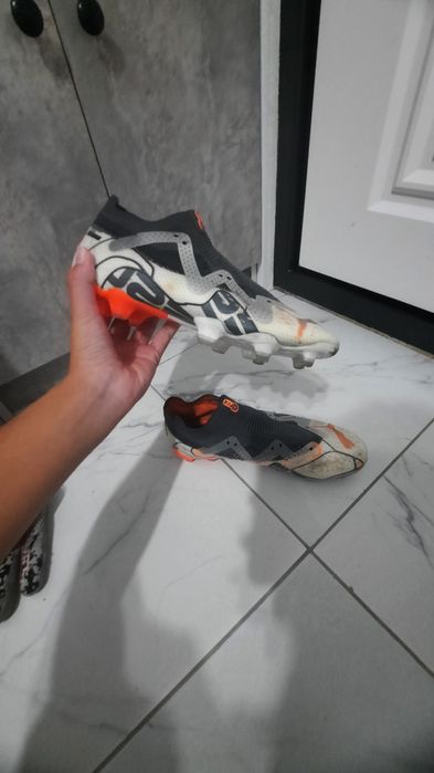 Продаю бутсы puma за 9000