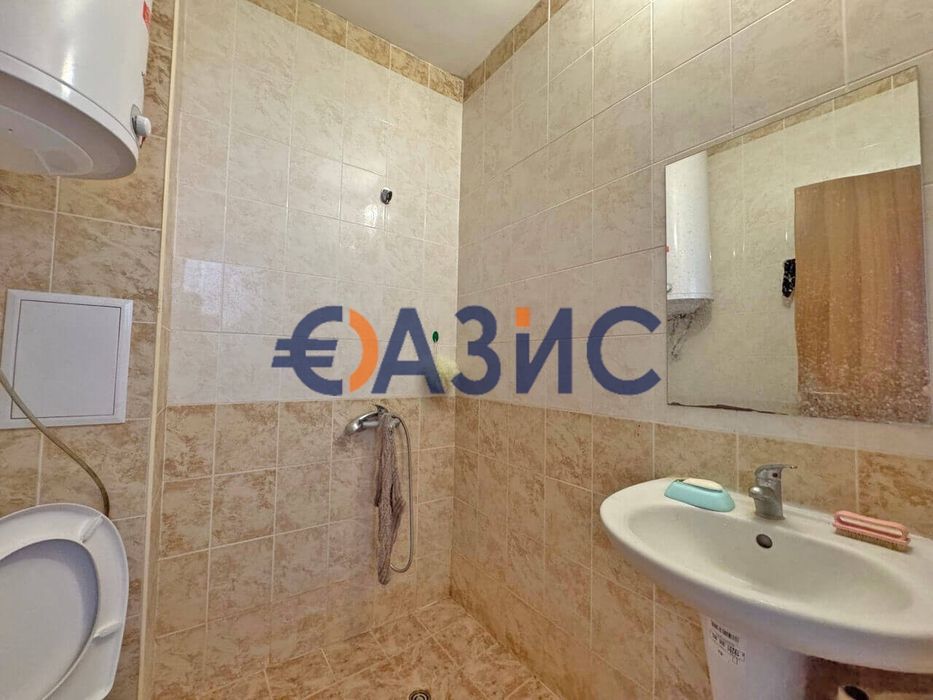 Продава се Двустаен апартамент в к.к. Слънчев бряг - 39 кв.м за 1244 €/кв.м - Снимка #6