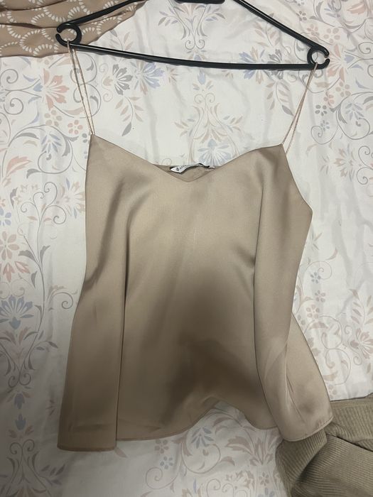 Top satin/ camizol stradivarius