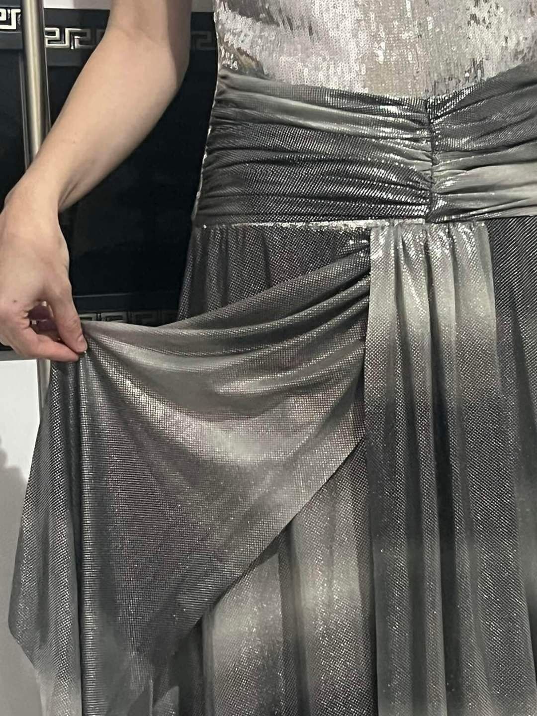официална рокля сива