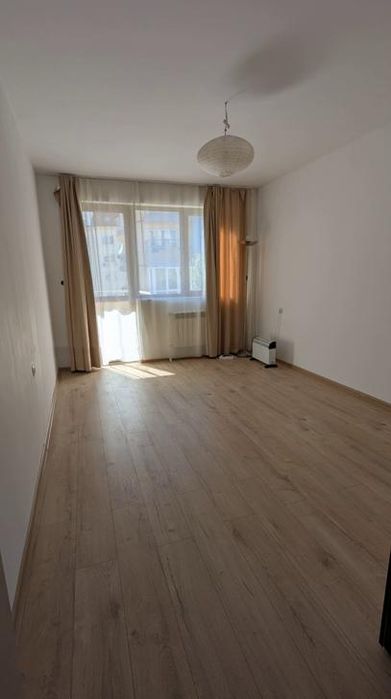 Дава се под наем Тристаен апартамент в София, Красно село - 90 кв.м за 700 € - Снимка #6