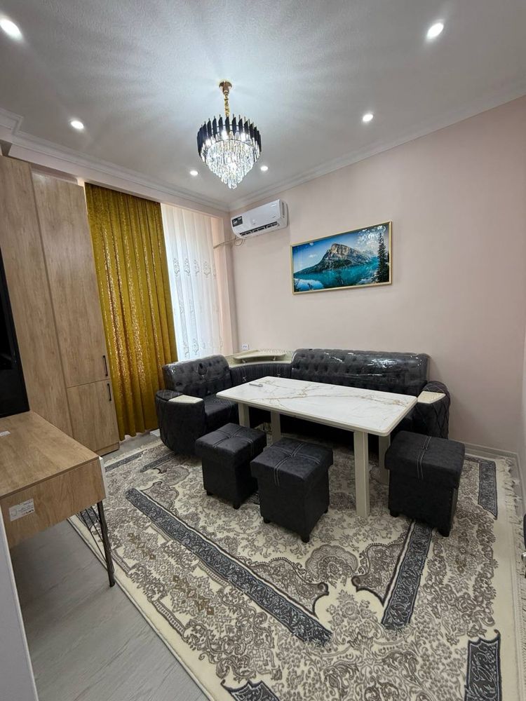Продается 2 ком. Квартира площадью 43 кв.м. На Партсъезде ор. Гор. Суд