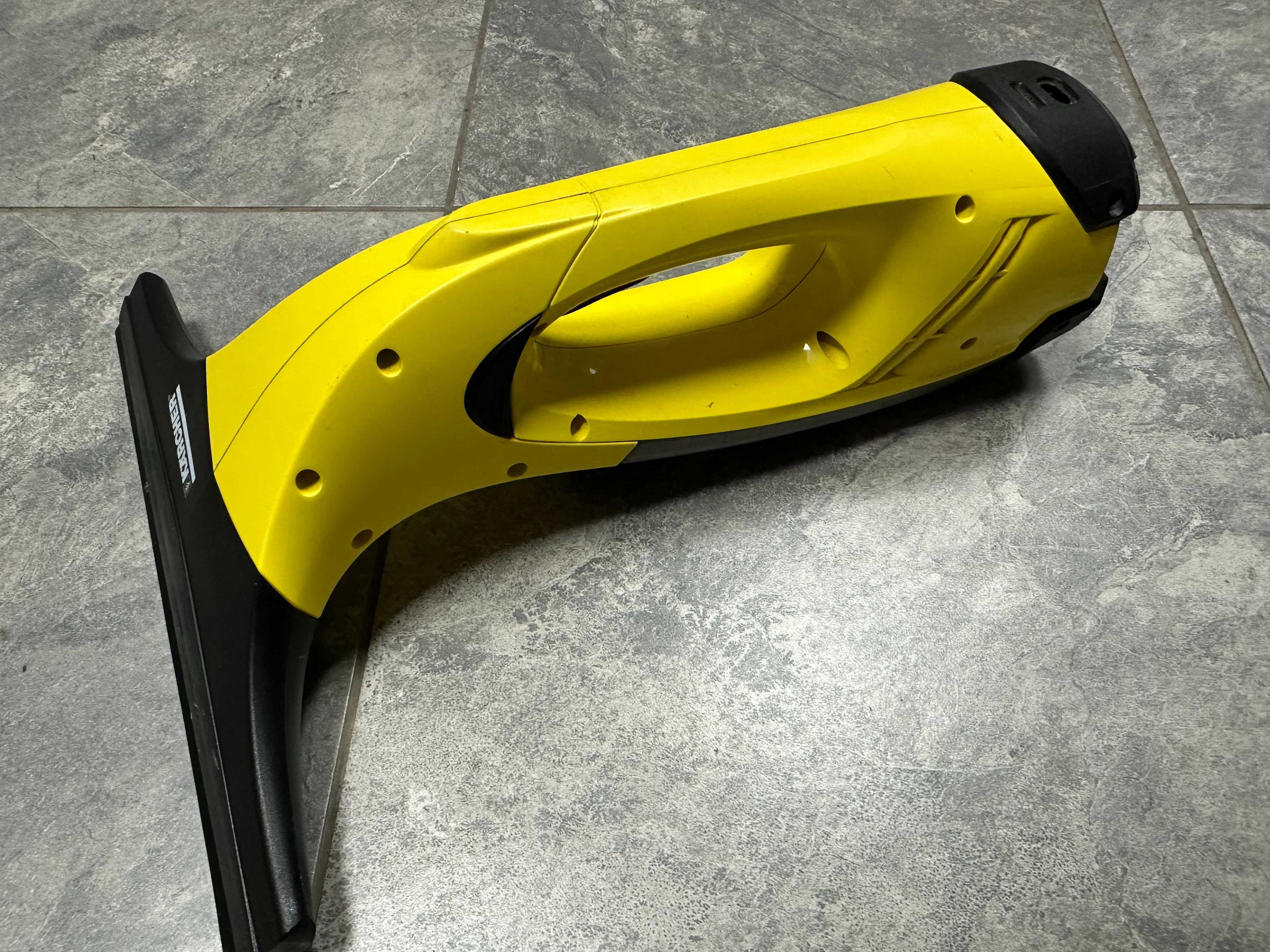 Уред за почистване на прозорци Karcher WV 52 Стъклочистачка