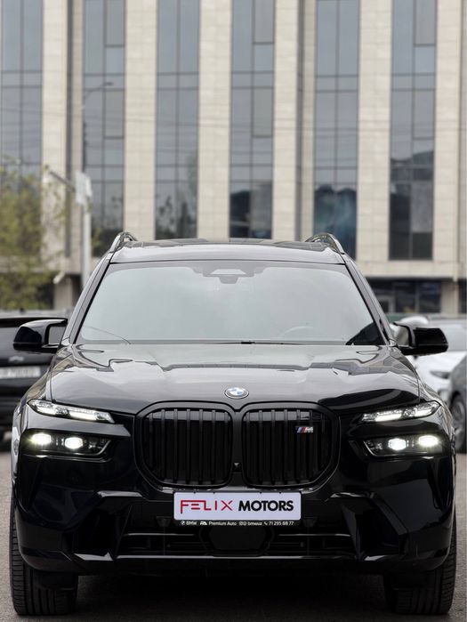 BMW X7 M60 2024