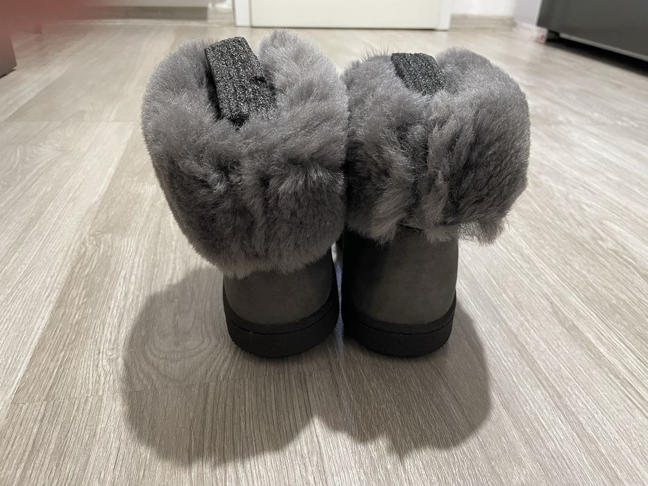 Cizme piele pt dama ,tip UGG