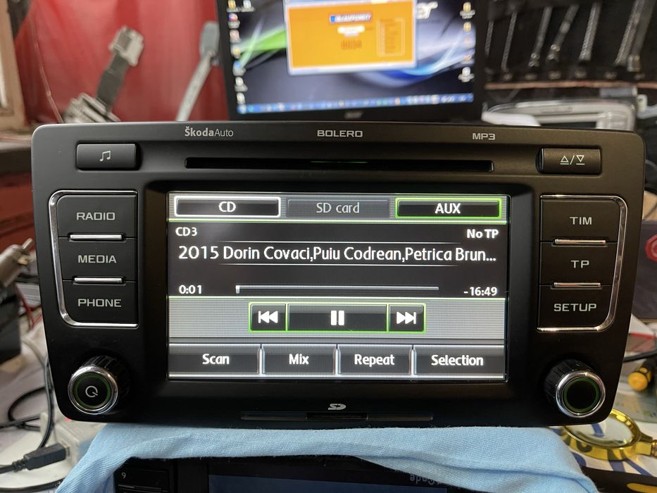Radio Cd,Mp3,Aux, Bluetouth Skoda Bolero