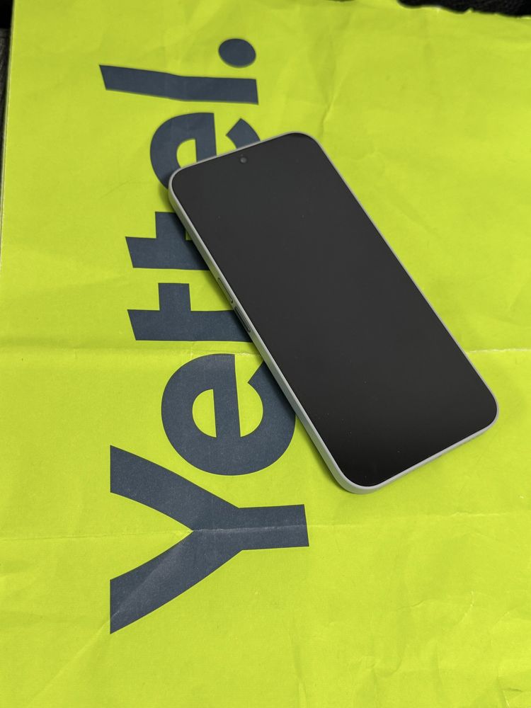 КАТО НОВ 256GB Nothing Phone 2A Plus 5G Гаранция Yettel 2028 Grey