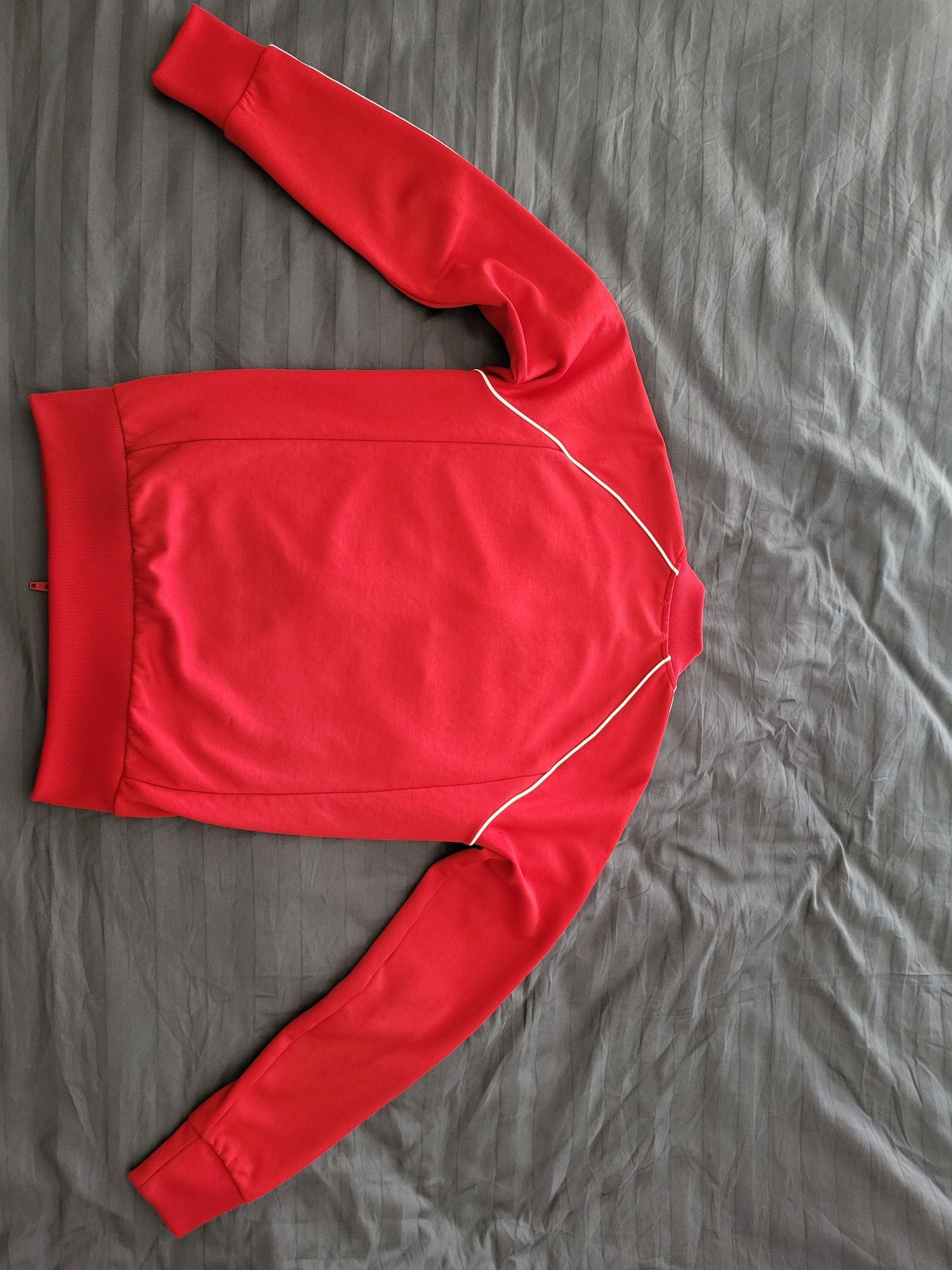 Trening Adidas rosu (pantaloni + bluza cu fermoar)