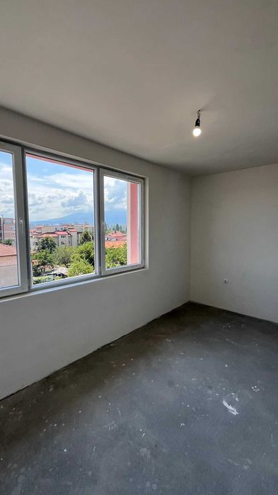 Продава се Тристаен апартамент в София, Левски - 82 кв.м за 2220 €/кв.м - Снимка #1