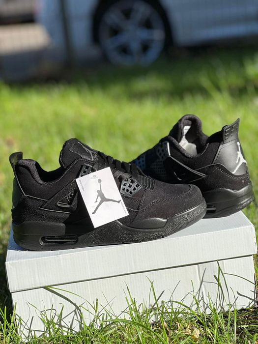 Jordan 4 Black cat