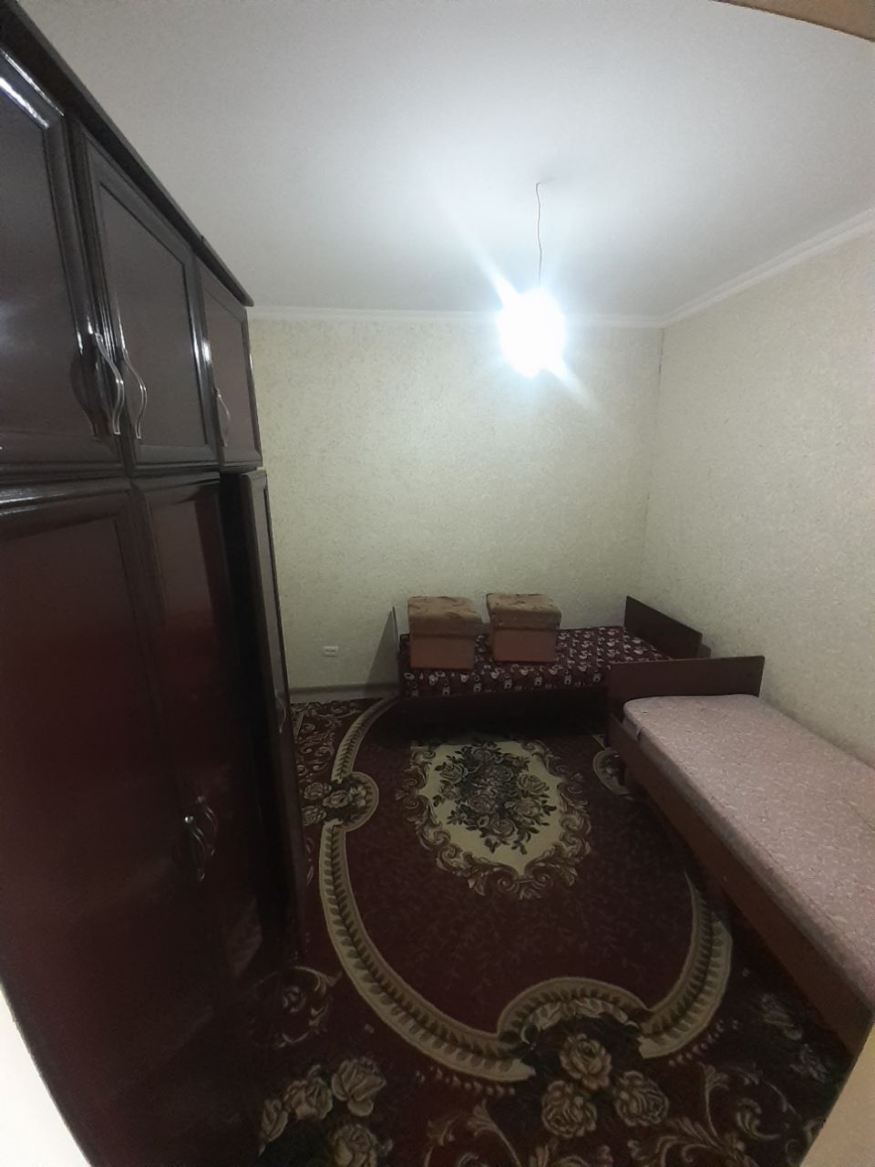 3nonali uy ijaraga beriladi. Joydam FarPI va Soliq kolleji yonida