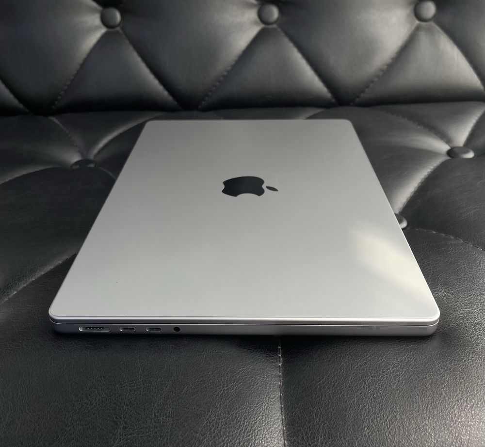 Apple MacBook Pro M1 Pro 14-inch 2021 года в идеальном состояние