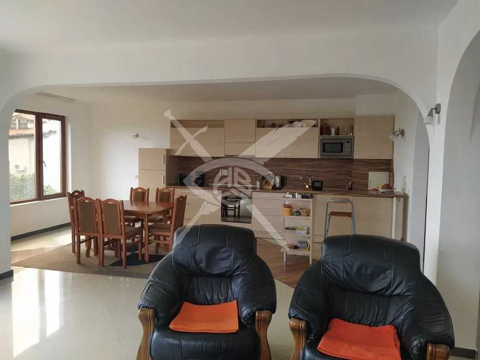 Продава се Къща в Созопол - 429 кв.м за 1073 €/кв.м - Снимка #3