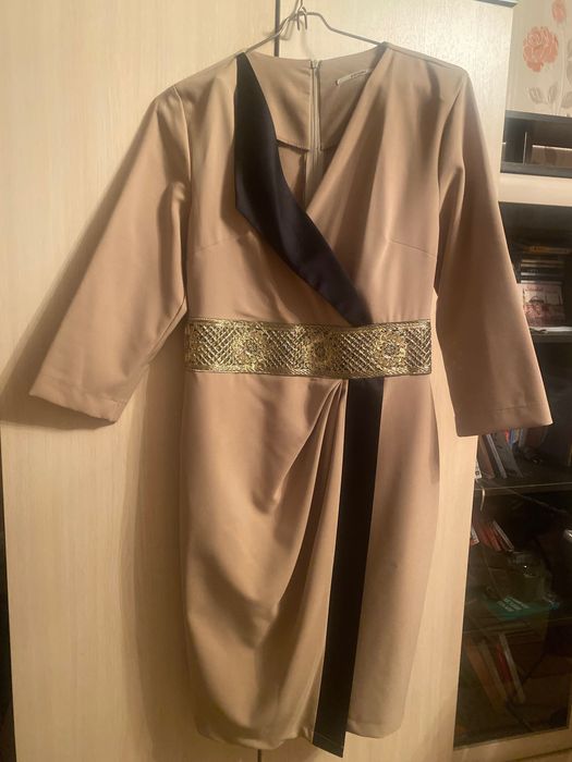 Платье коктейльное р-р 48