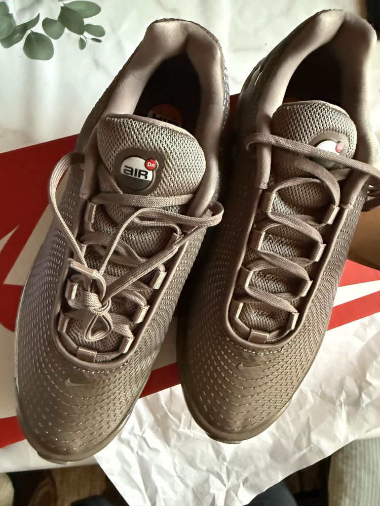 Дамски маратонки NIKE AIR MAX DN  MINK BROWN