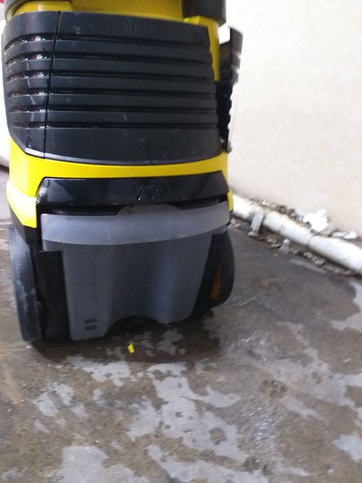 Продам пылесосо для химчистки