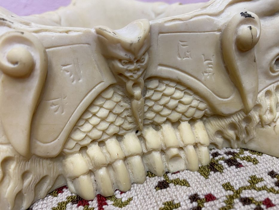 Декоративен пепелник купичка дракони Китай 1980те винтидж стил