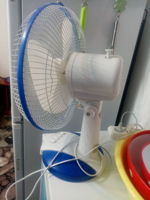 Продам вентилятор работает хорошо 3500 тыс