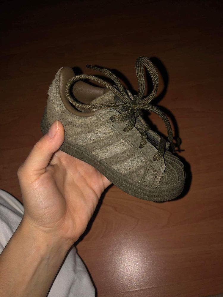 Adidas Superstar + подарък