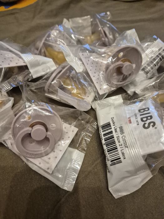 Каучукови залъгалки Bibs, нови