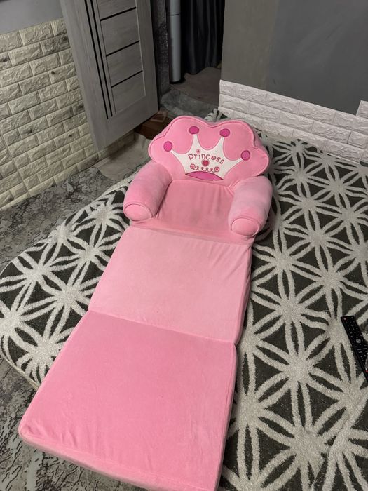 Продается мягкий диван