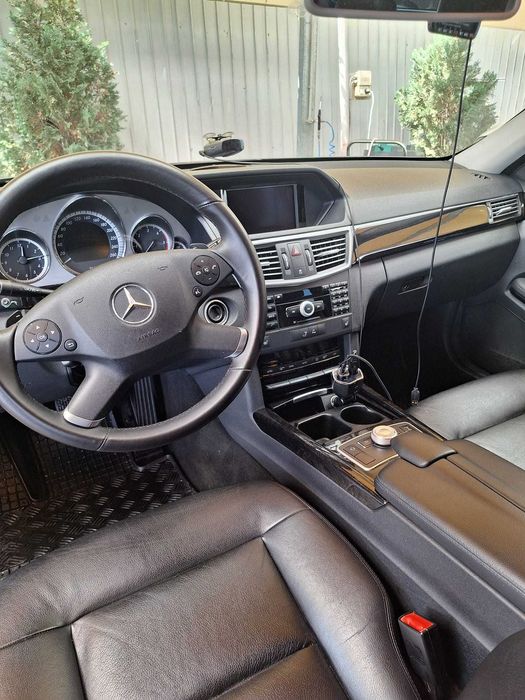 Vand Mercedes E350