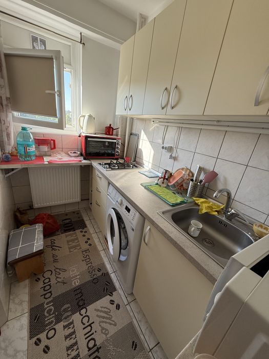 De inchiriat garsoniera – Str. Minis, zona Piata Salajan