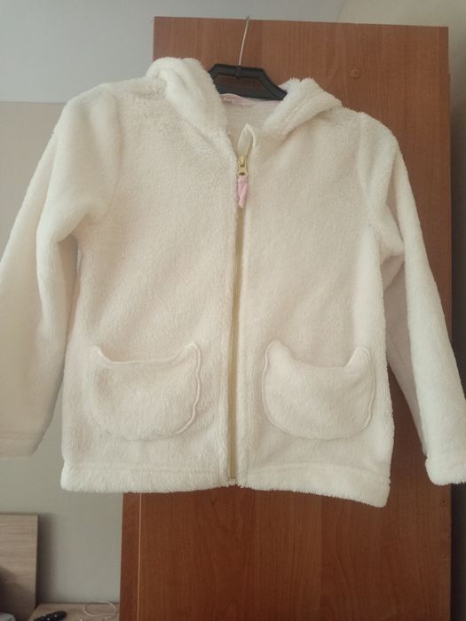 Детски суичър за 5-6 год