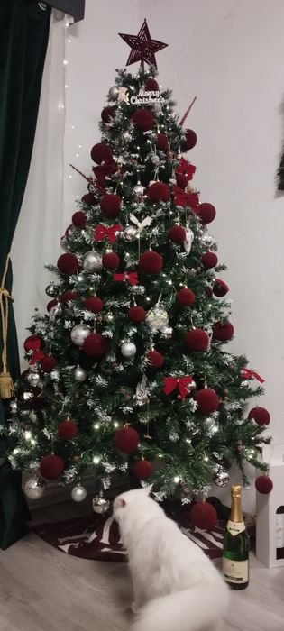 Brad de Crăciun artificial