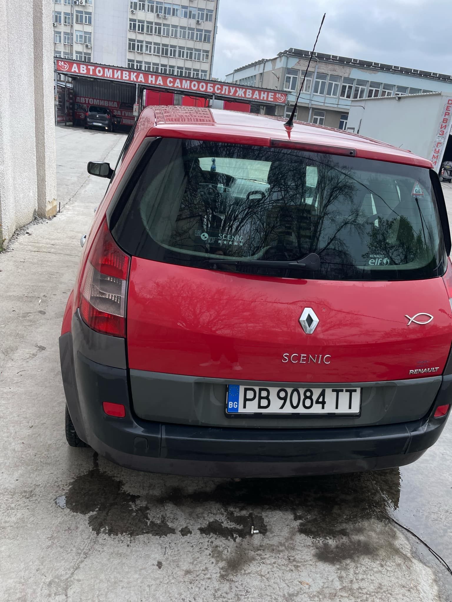 Продава се Renault Scenic 1.6 бензин/газ – 2007 г.