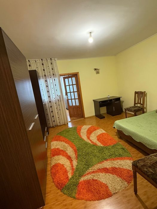 Închiriez garsonieră pentru târgul de Crăciun!