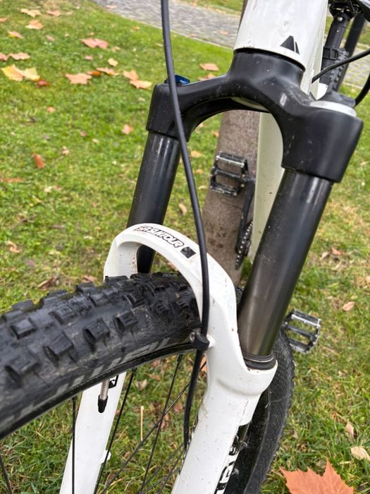 Vand bicicleta canyon stoic 2 in stare perfecta de functionare