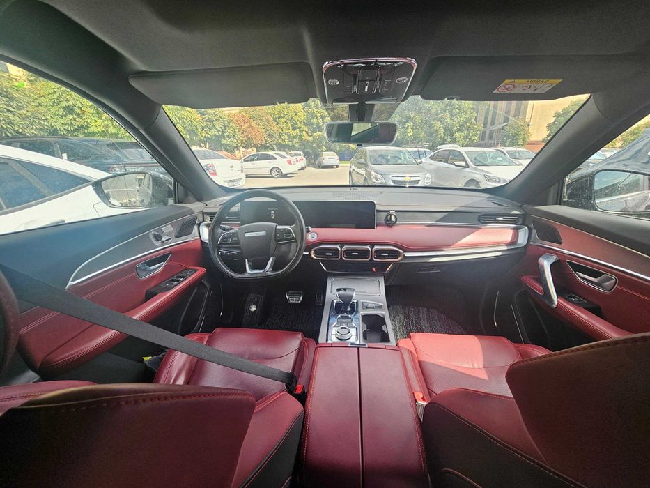 Продаётся автомобиль Jetour X70 через аукцион.