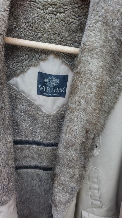 Продавам дълго яке