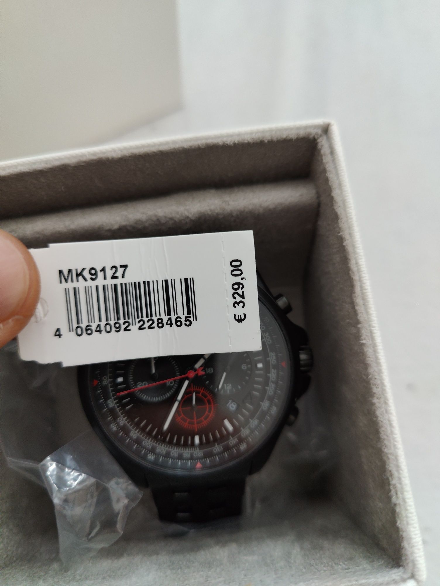 Часовник Michael Kors