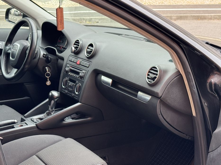 Audi A3  An 2006. Motor 2.0 TDI  , comenzi volan, Xenon.   Automat