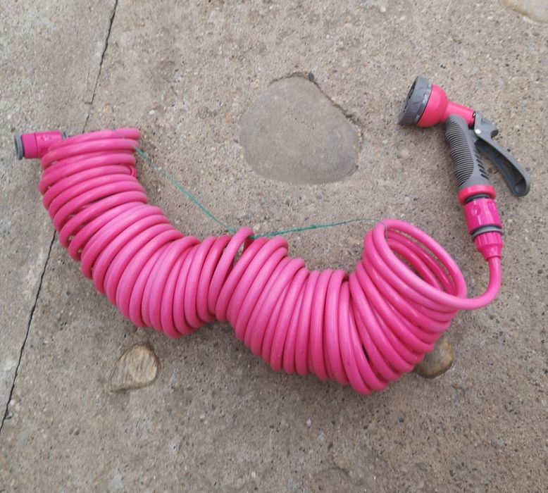 Furtun pliabil cu cap de dus