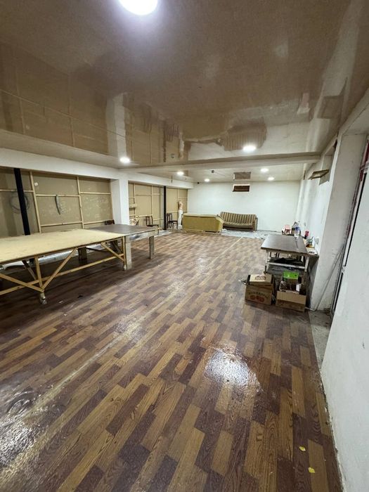 Сергели 4-бекат олдида ижарага (аренда) га жой бор 38м2 ва 70м2